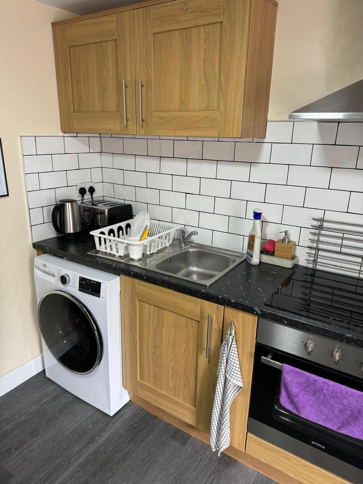 Premier Centre Room- Ensuite Guest house Nottingham